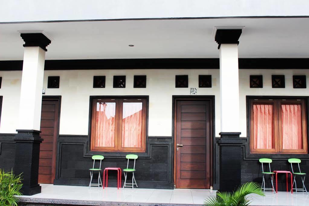 Sarma Homestay Kuta  Exterior photo